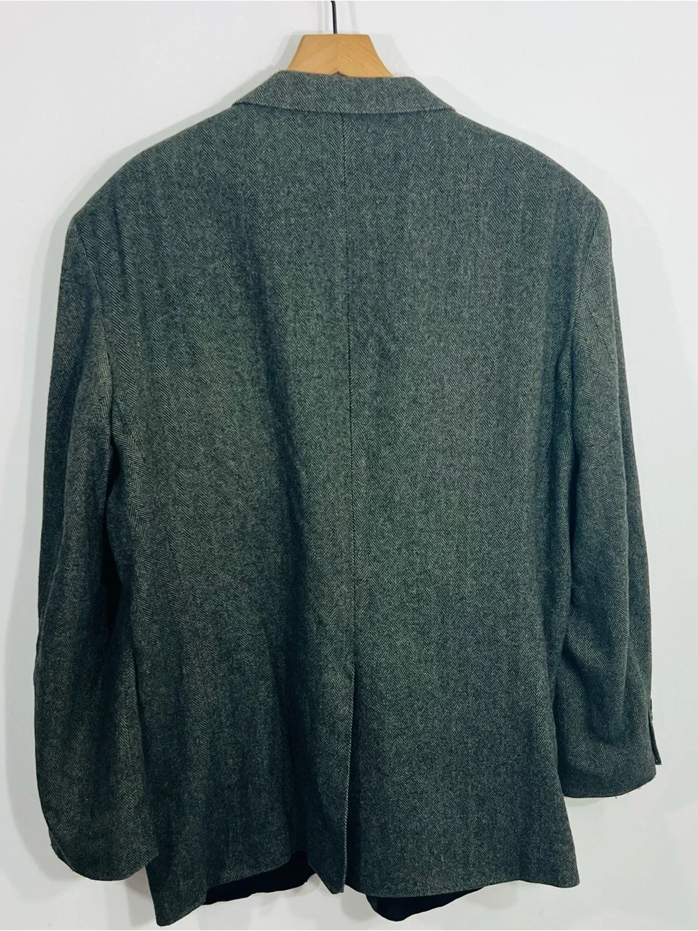 Robert Graham excellent well